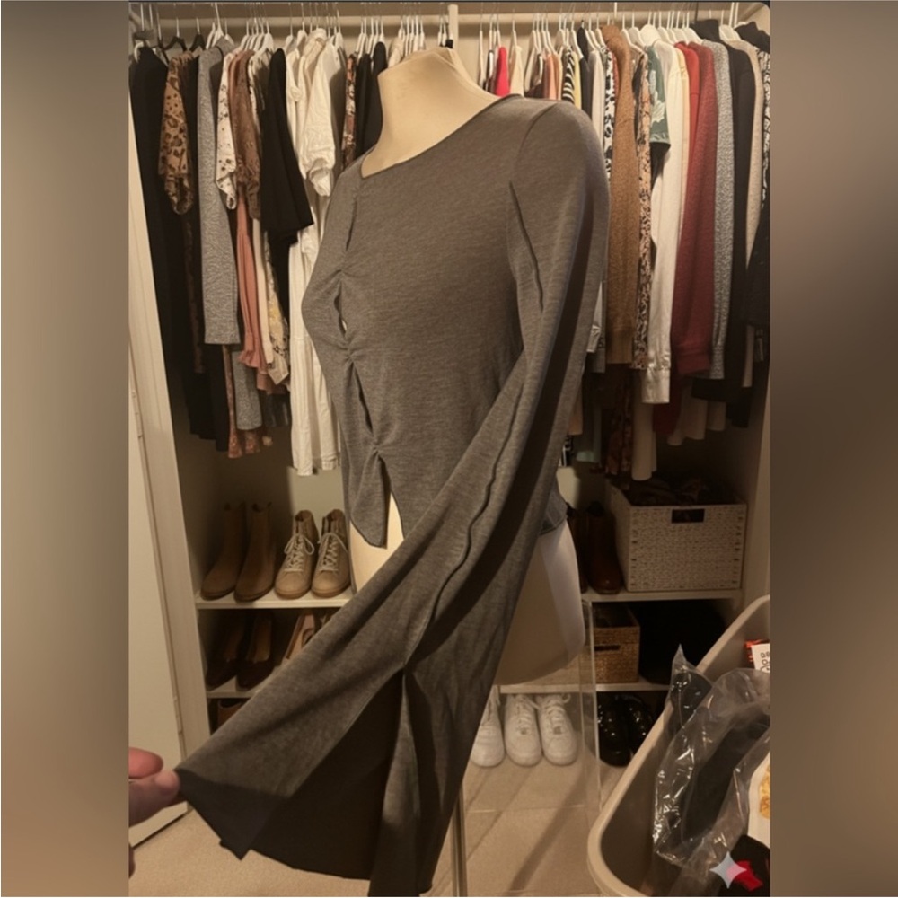 Thorn & Fable Gray Long Sleeve Women's Top - Large - Picture 2 of 5